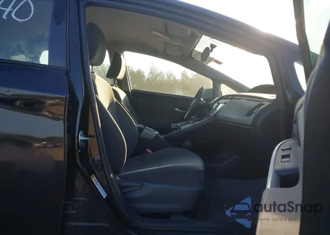 2012 Toyota Prius Three from USA, damaged, VIN JTDKN3DU5C5477457